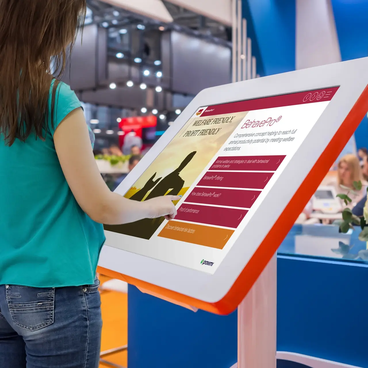 Provimi touchscreen presentation developed by AllesOnline.