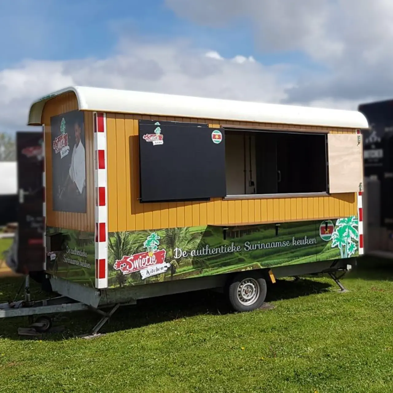 Warung foodtruck, bedrukking door AllesOnline